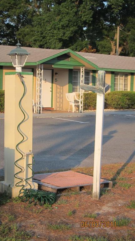 High Springs Country Inn Dış mekan fotoğraf